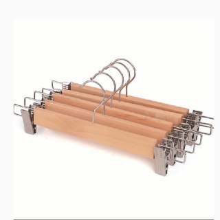 wooden hangers 3